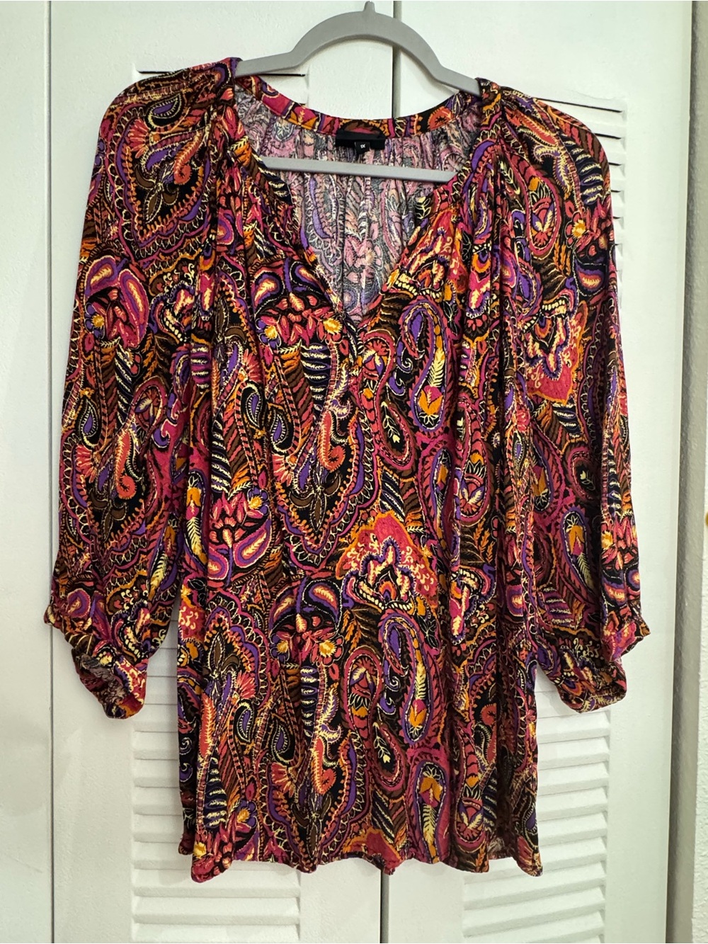 Jones New York Pink Orange Purple Paisley V-Neck Blouse